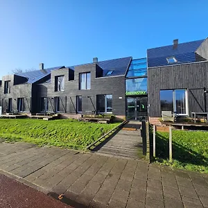 https://greenstay.thehaguehotels.net
