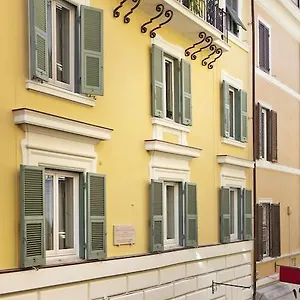 Πανσιόν Garibaldi Piazza Di Spagna